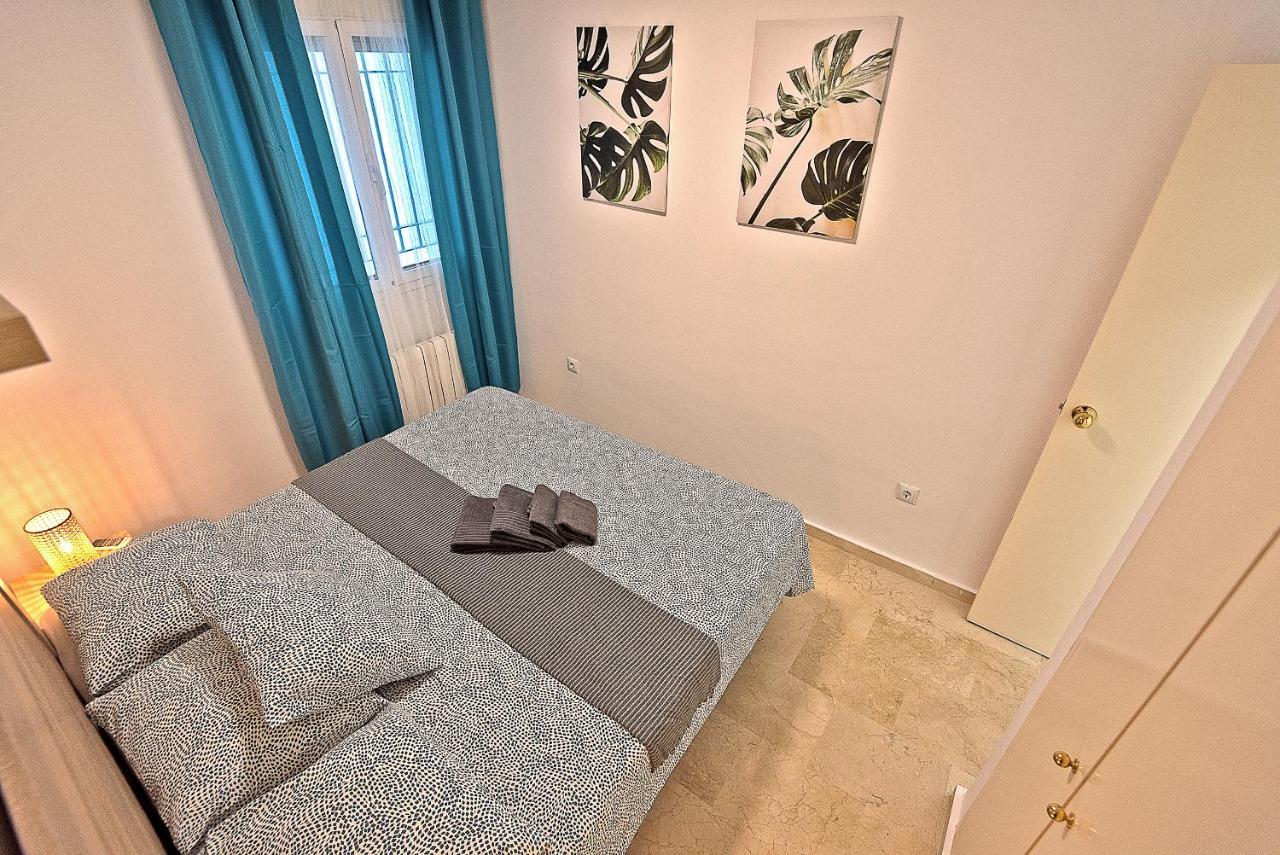 On Beach Deluxe Apartment With Pools And Own Garden Ел Пуерто де Санта Мария Екстериор снимка