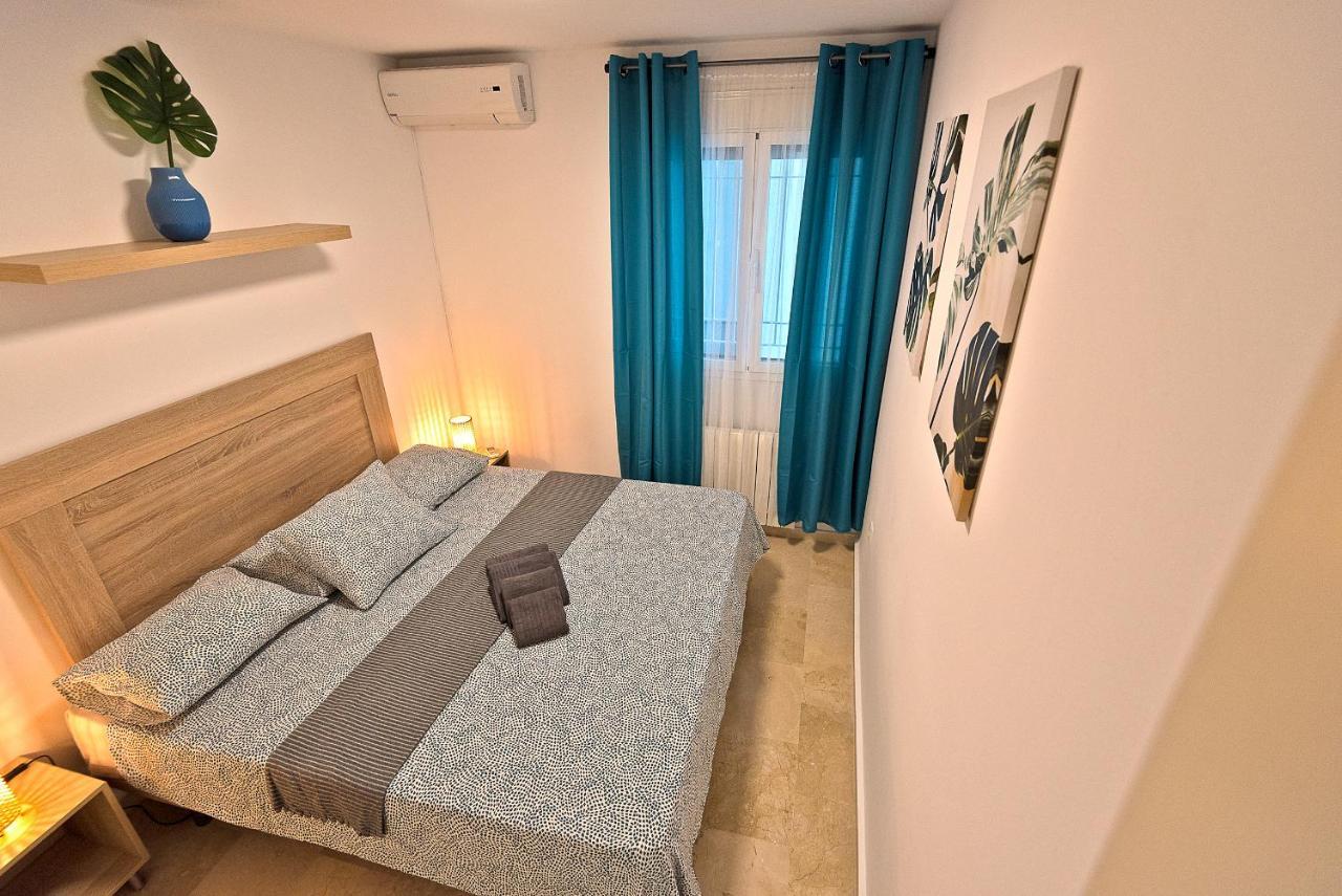 On Beach Deluxe Apartment With Pools And Own Garden Ел Пуерто де Санта Мария Екстериор снимка