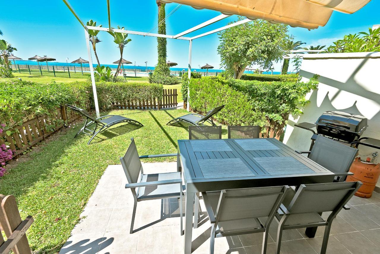 On Beach Deluxe Apartment With Pools And Own Garden Ел Пуерто де Санта Мария Екстериор снимка