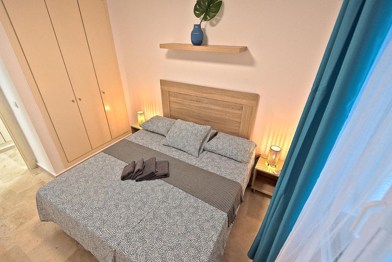 On Beach Deluxe Apartment With Pools And Own Garden Ел Пуерто де Санта Мария Екстериор снимка