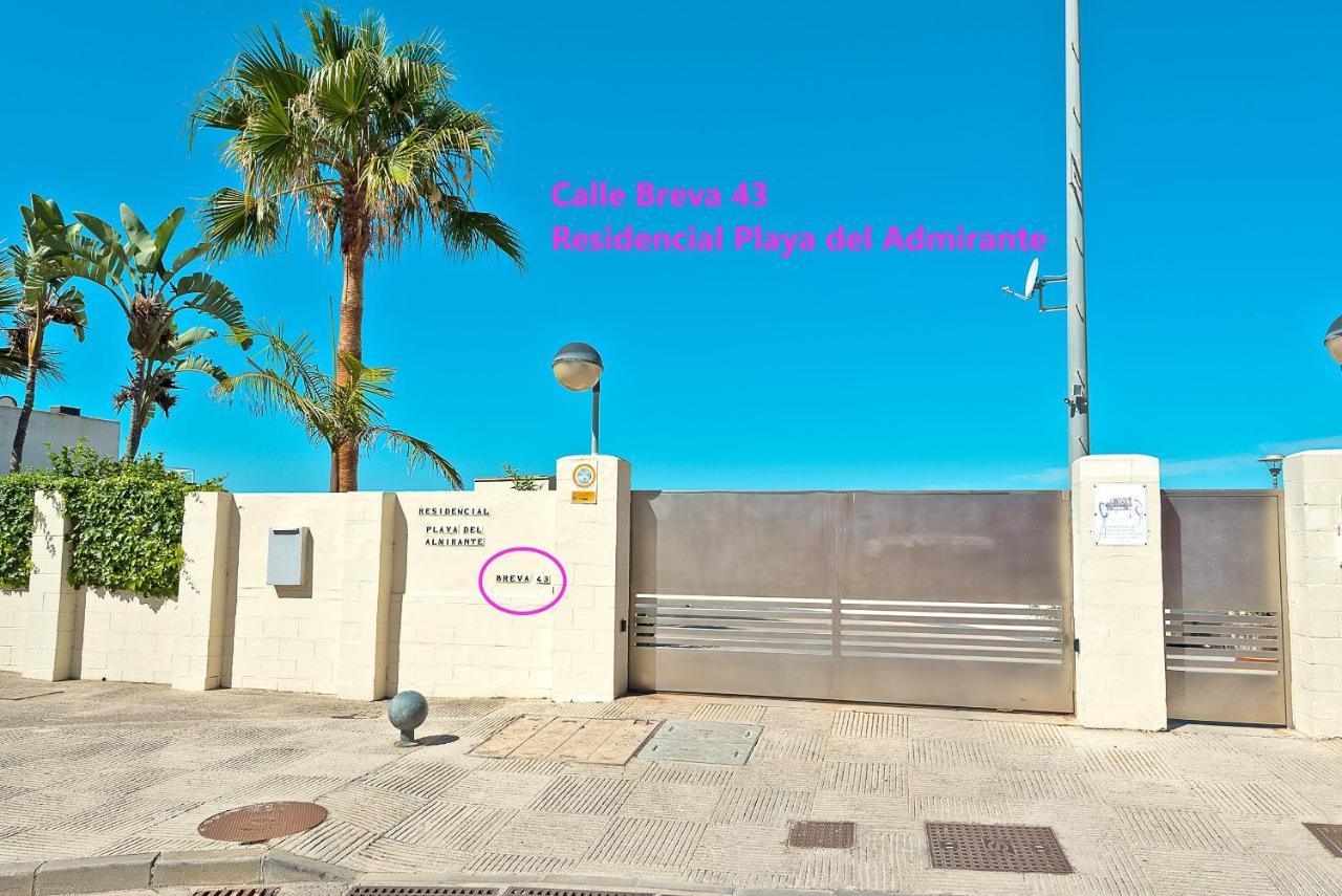 On Beach Deluxe Apartment With Pools And Own Garden Ел Пуерто де Санта Мария Екстериор снимка