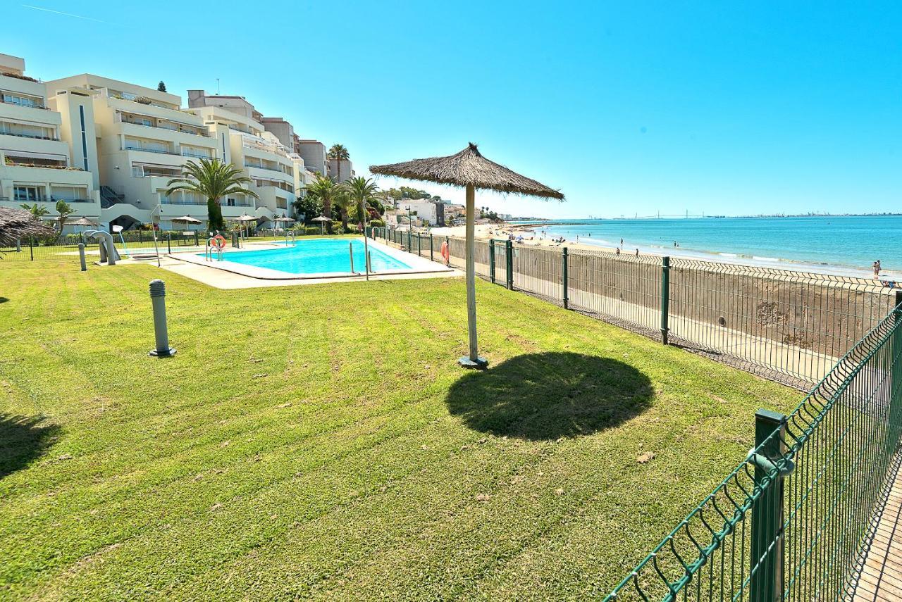 On Beach Deluxe Apartment With Pools And Own Garden Ел Пуерто де Санта Мария Екстериор снимка