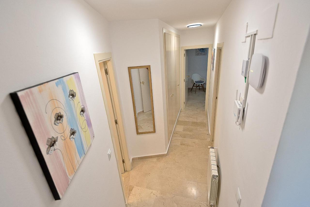 On Beach Deluxe Apartment With Pools And Own Garden Ел Пуерто де Санта Мария Екстериор снимка